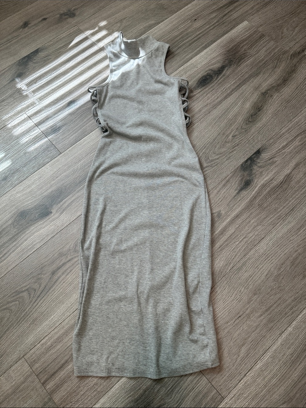 Papaya Sleeveless Mock Neck Midi Dress in Light Gray with Side Tie Detail